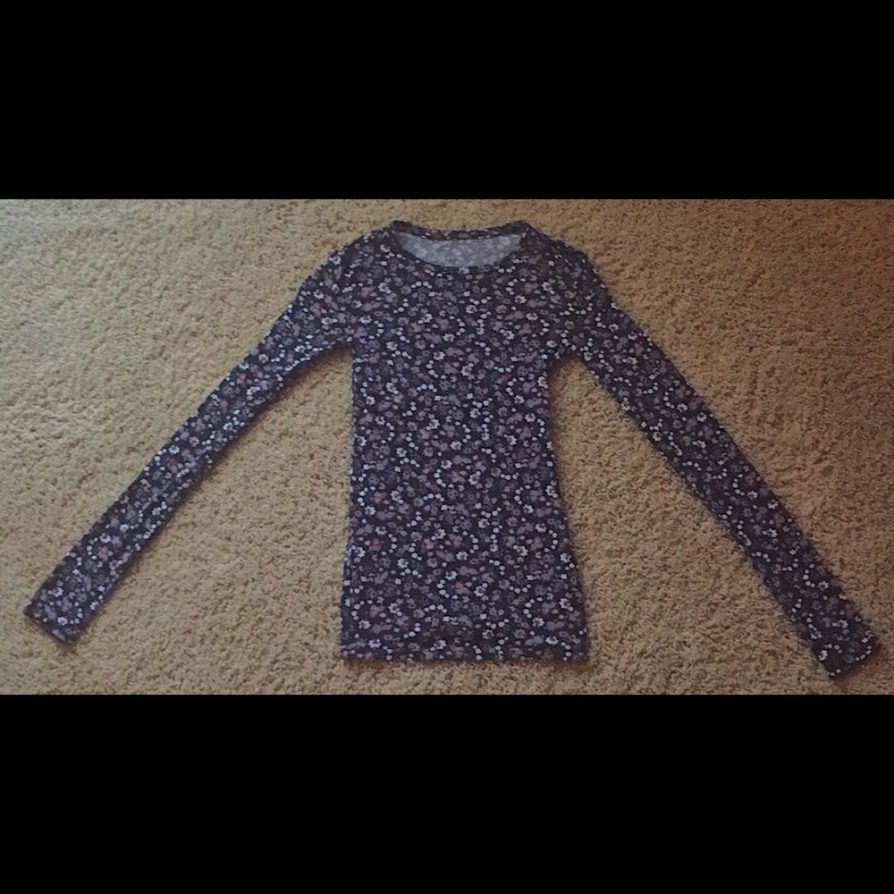 Aero Seriously Soft Perfect Crew Flower Shirt